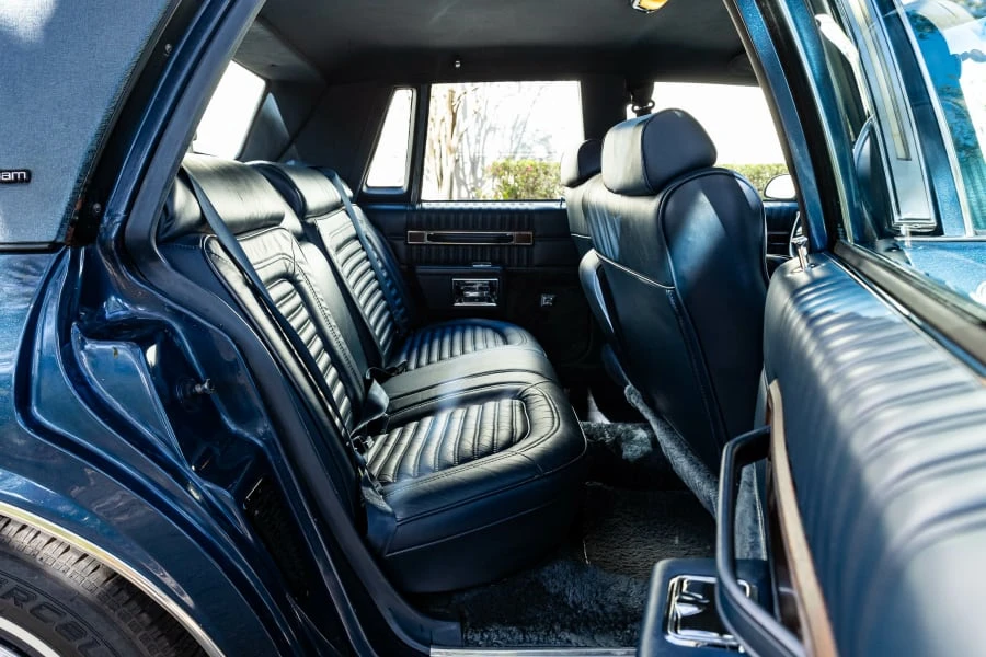 1990 Chevrolet Caprice - Image 8 of 23