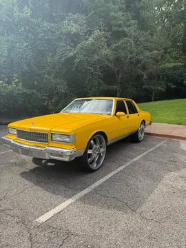 1990 Chevrolet Caprice Classic Sedan 4D