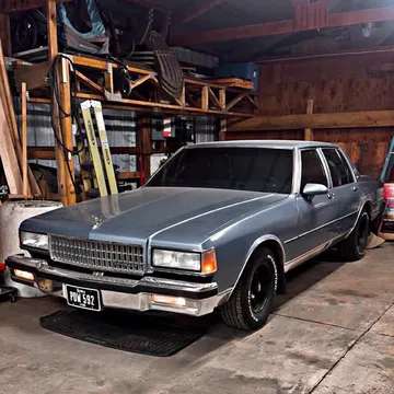 1990 Chevrolet Caprice Classic Sedan 4D