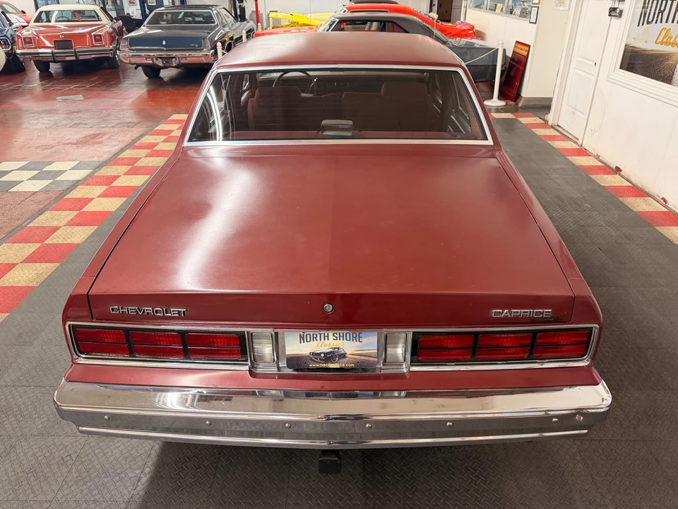 1990 Chevrolet Caprice - Image 12 of 21