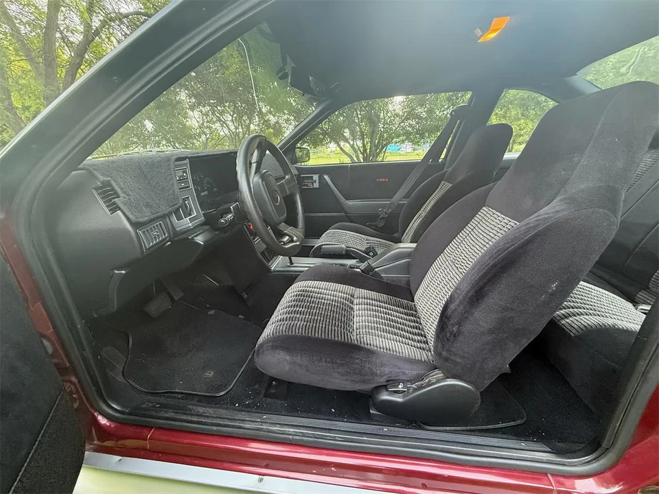 1990 Chevrolet Cavalier - Image 7 of 12