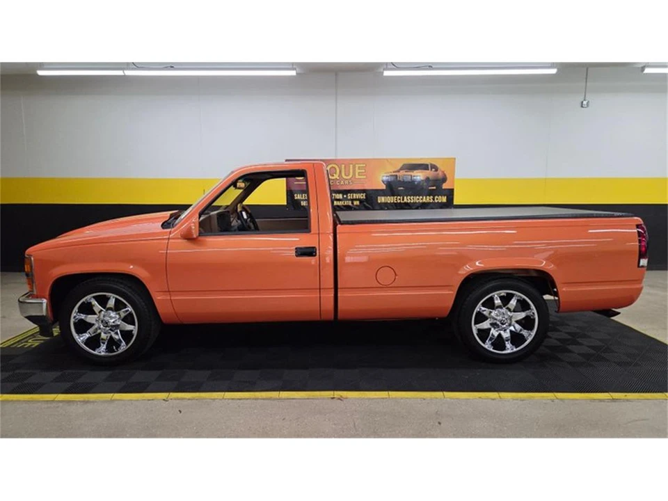 1990 Chevrolet C/K 4th Gen - Image 7 of 31