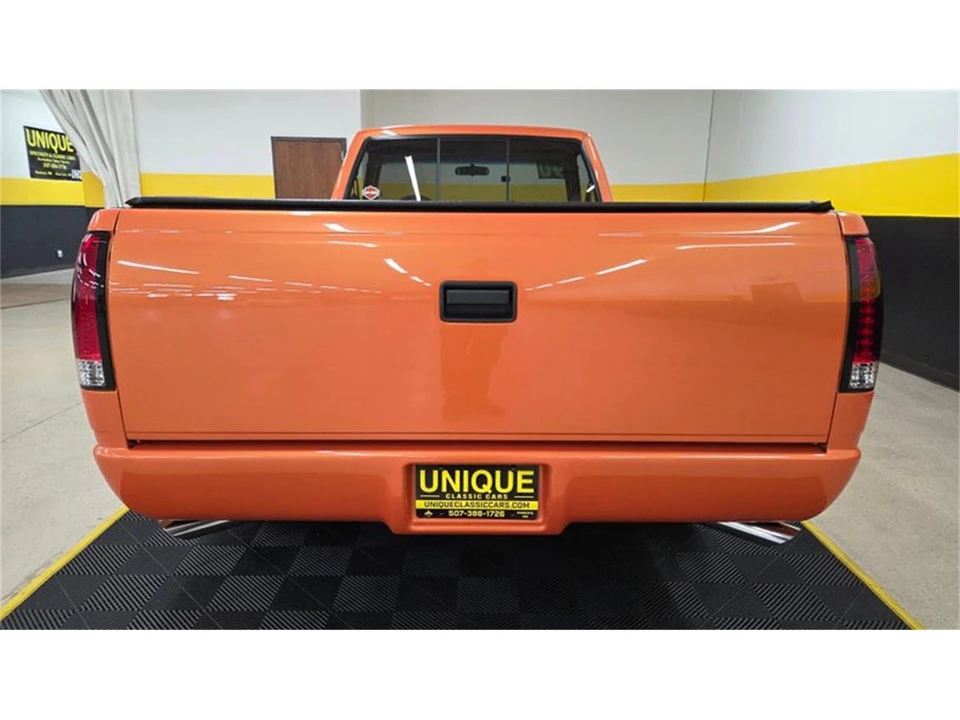 1990 Chevrolet C/K 4th Gen - Image 5 of 31
