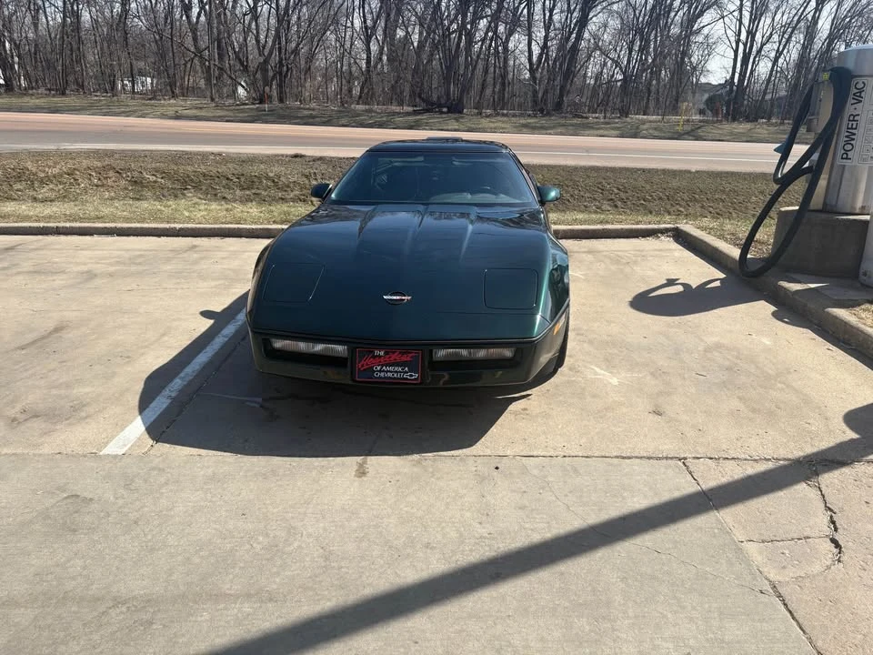 1990 Chevrolet Corvette C4 - Image 2 of 14
