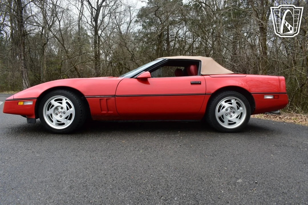 1990 Chevrolet Corvette C4 - Image 19 of 21