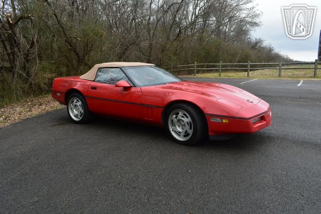 1990 Chevrolet Corvette C4 - Image 16 of 21