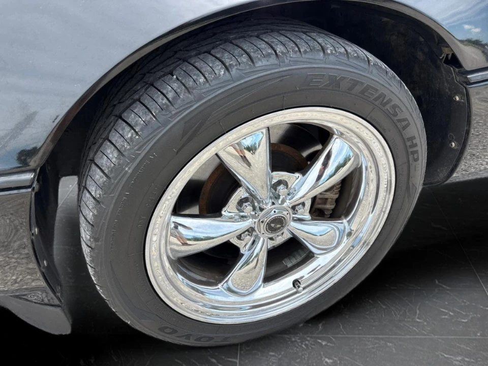 1990 Chevrolet Corvette C4 - Image 13 of 31
