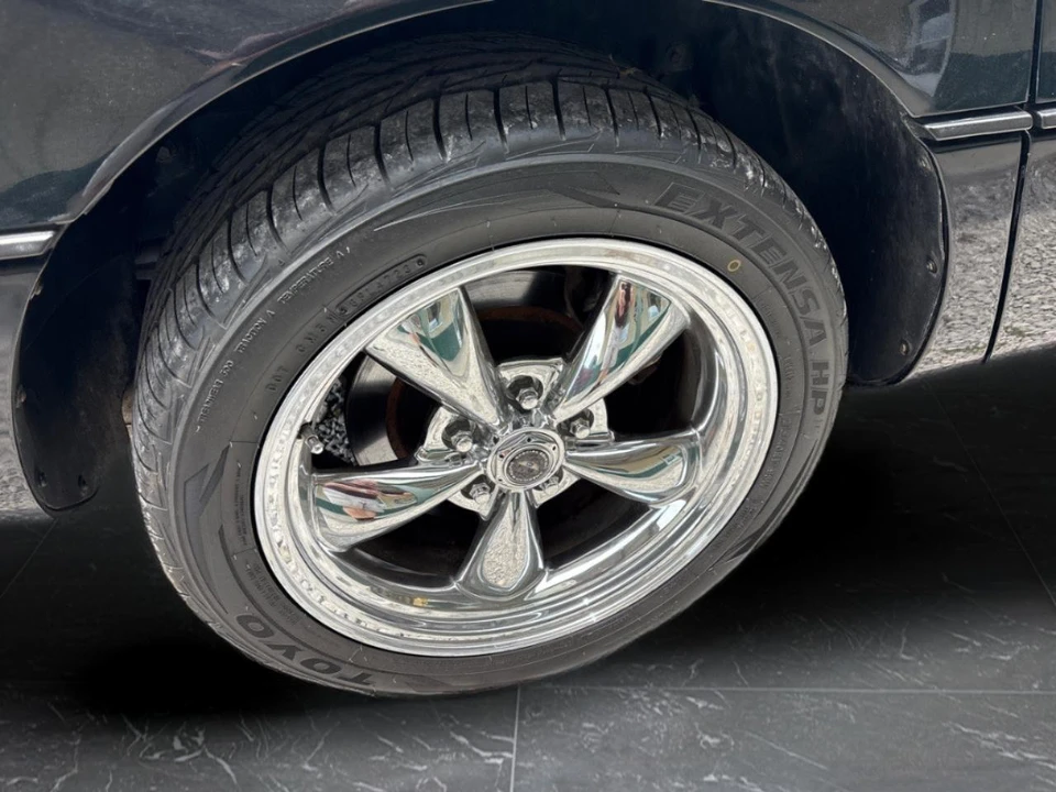 1990 Chevrolet Corvette C4 - Image 15 of 31