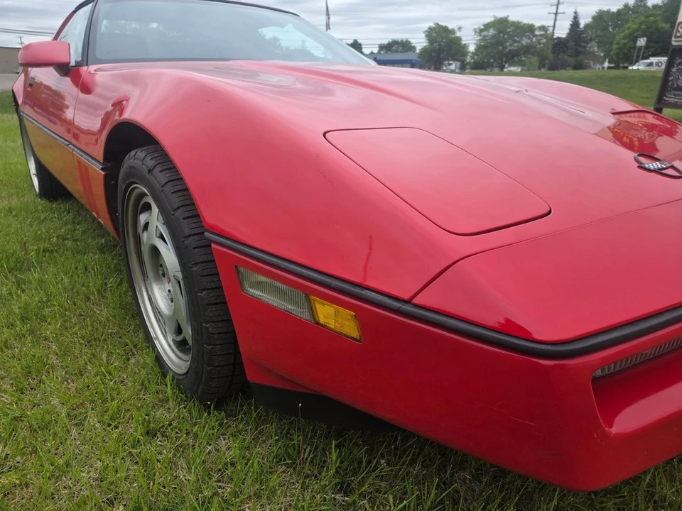 1990 Chevrolet Corvette C4 - Image 2 of 31