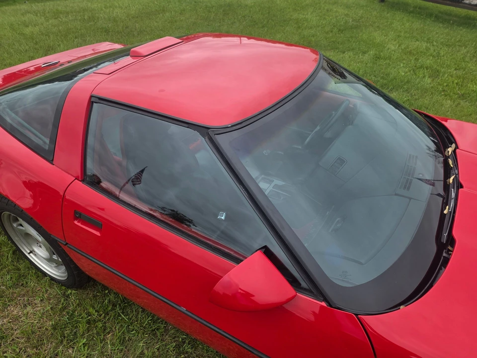 1990 Chevrolet Corvette C4 - Image 20 of 31
