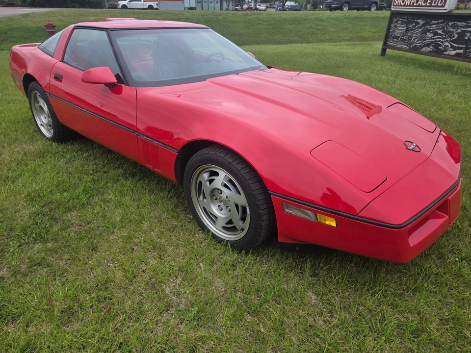 1990 Chevrolet Corvette C4 - Image 17 of 31