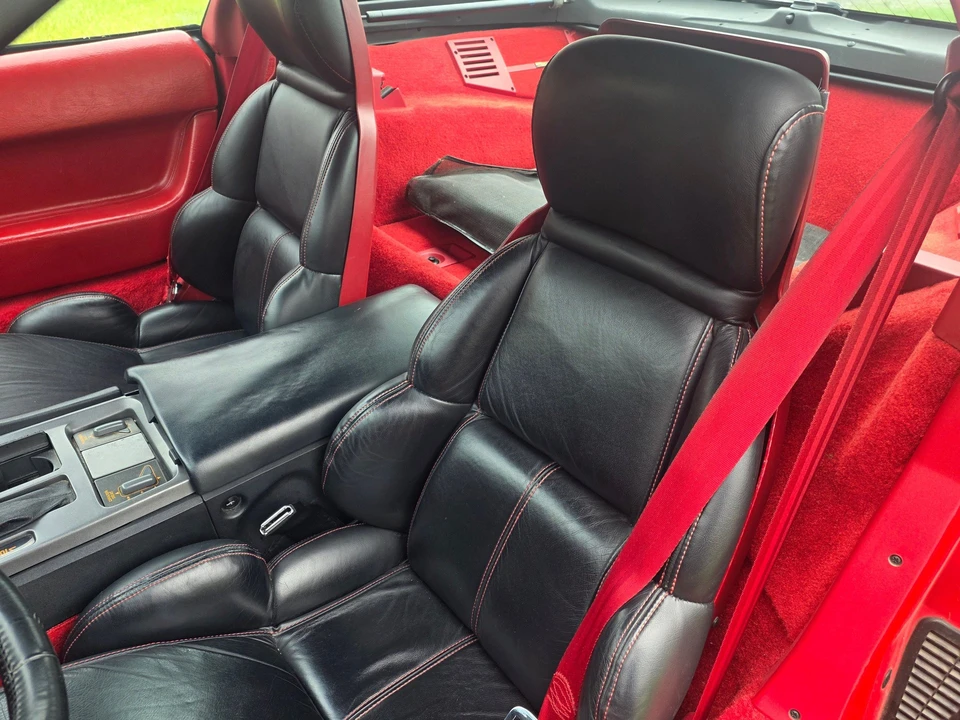 1990 Chevrolet Corvette C4 - Image 25 of 31