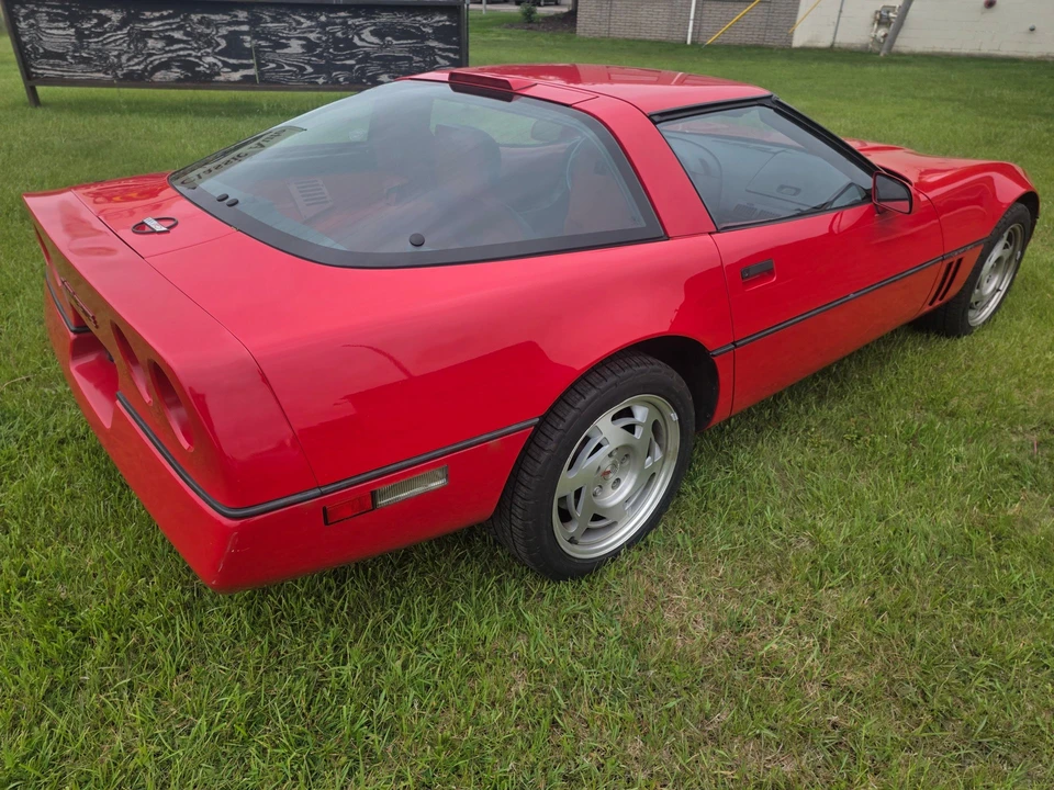 1990 Chevrolet Corvette C4 - Image 14 of 31
