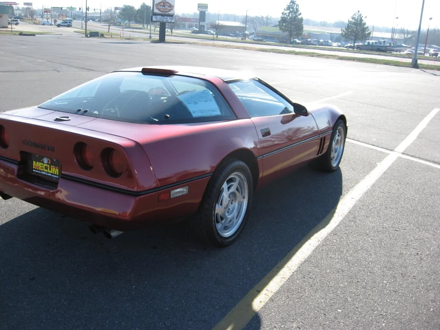 1990 Chevrolet Corvette C4 - Image 2 of 8