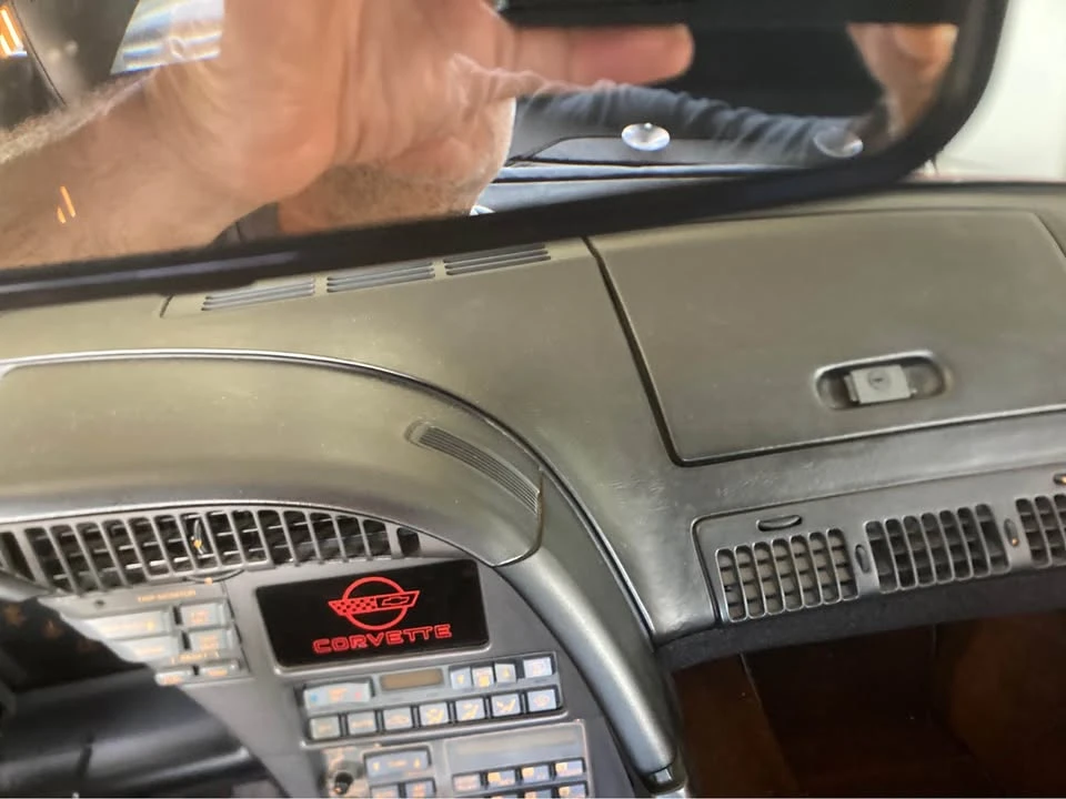 1990 Chevrolet Corvette C4 - Image 9 of 12