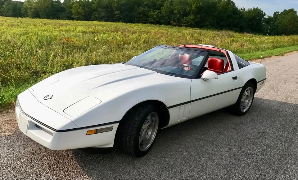 1990 Chevrolet Corvette C4 - Image 4 of 19