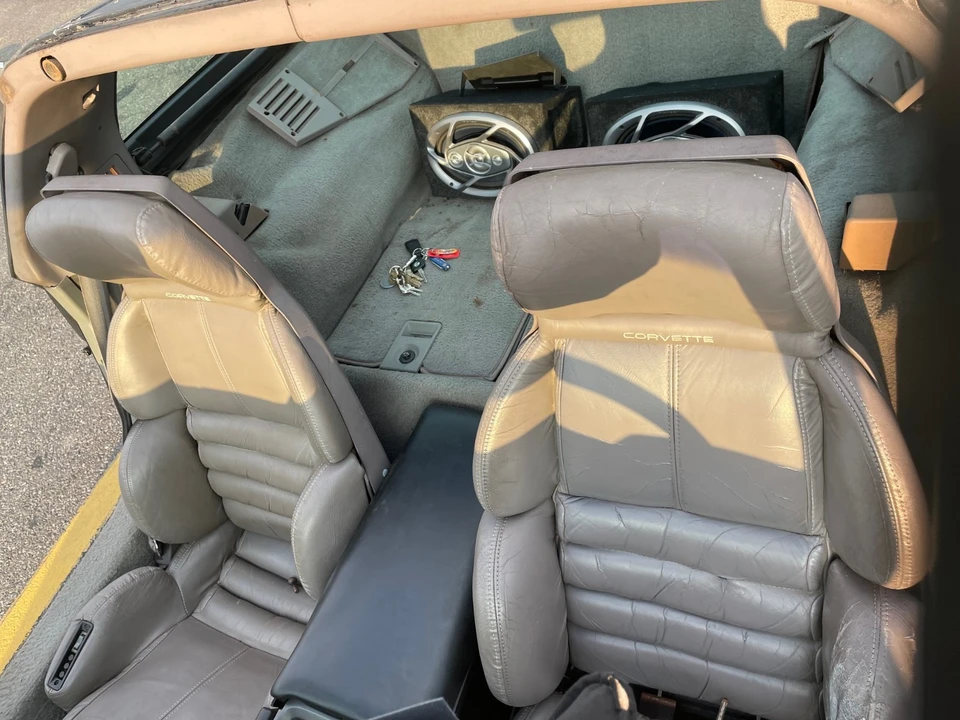 1990 Chevrolet Corvette C4 - Image 26 of 31