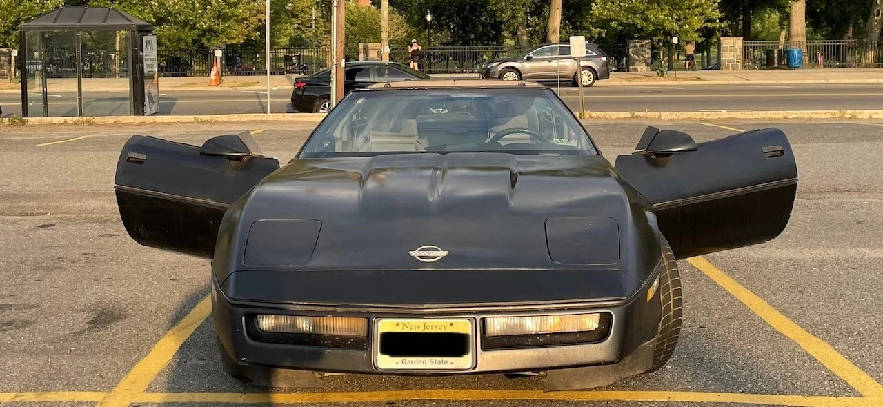 1990 Chevrolet Corvette C4 - Image 15 of 31