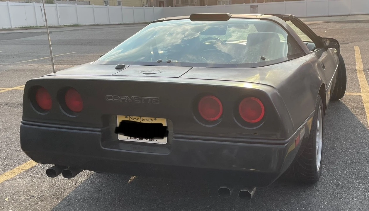 1990 Chevrolet Corvette C4 - Image 12 of 31