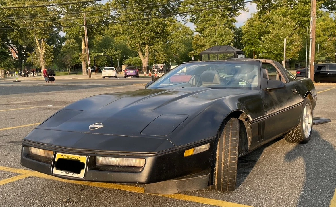 1990 Chevrolet Corvette C4 - Image 5 of 31