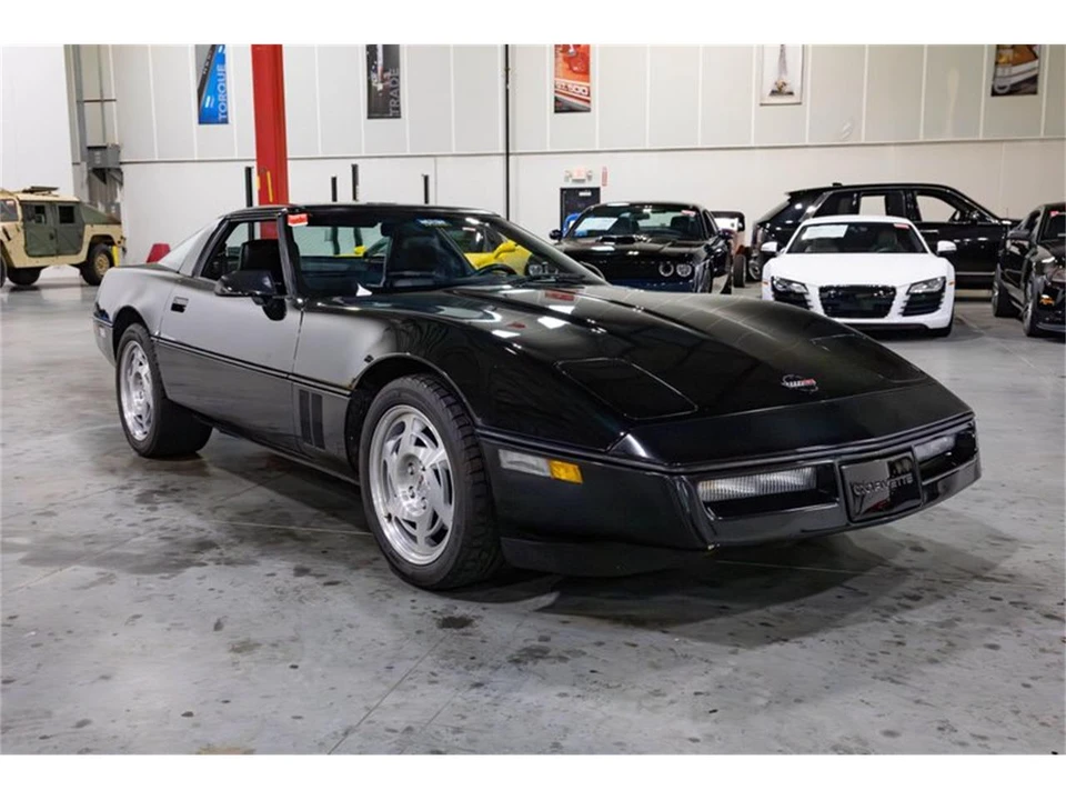 1990 Chevrolet Corvette C4 - Image 8 of 31