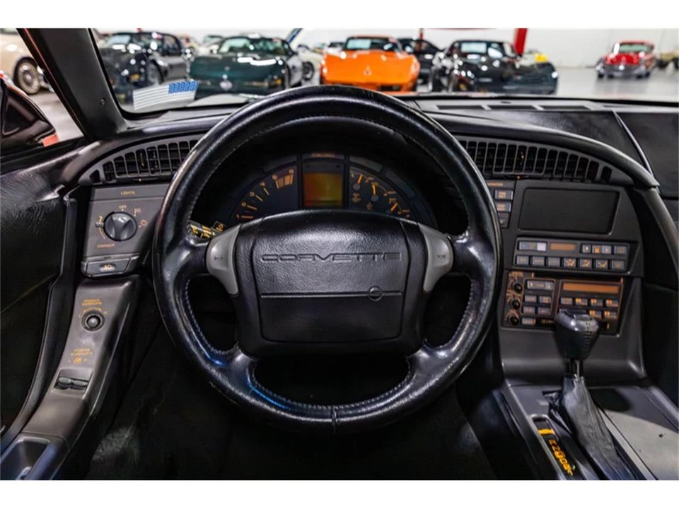 1990 Chevrolet Corvette C4 - Image 13 of 31
