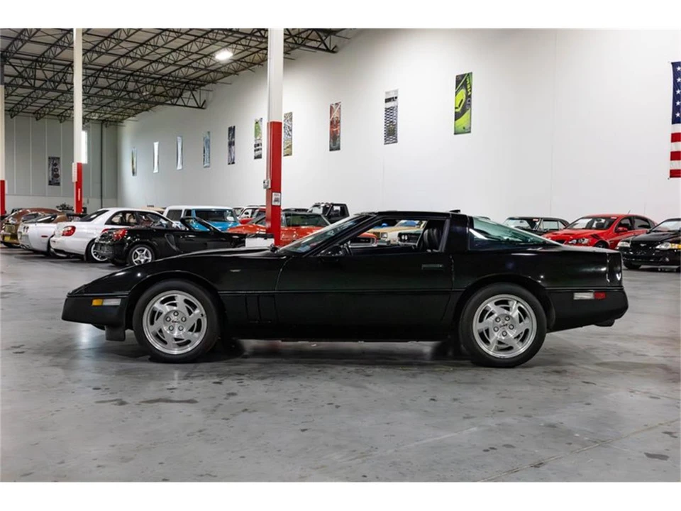 1990 Chevrolet Corvette C4 - Image 3 of 31