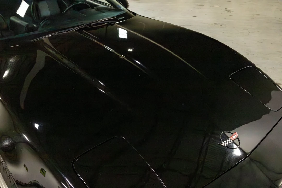 1990 Chevrolet Corvette C4 - Image 10 of 31