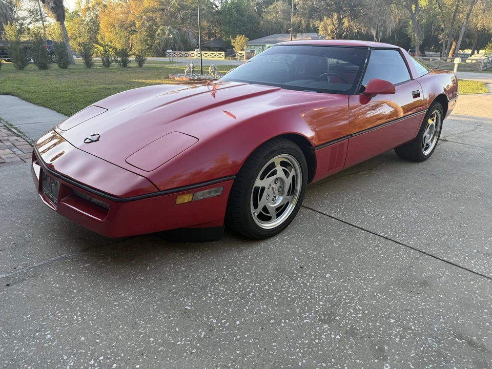 1990 Chevrolet Corvette C4 - Image 2 of 18