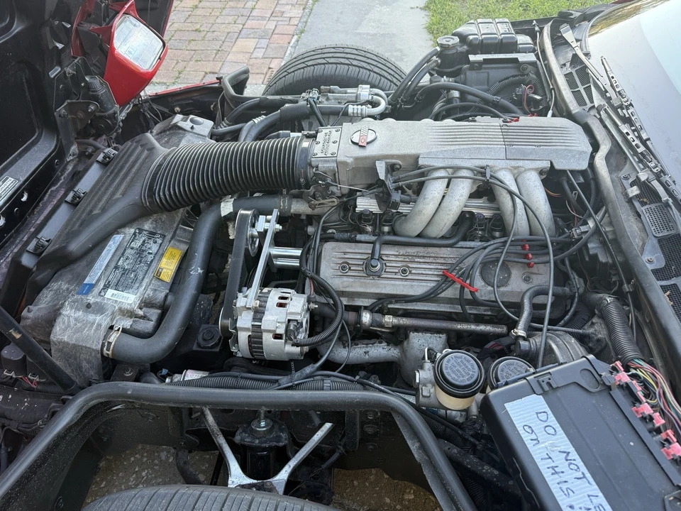 1990 Chevrolet Corvette C4 - Image 17 of 18