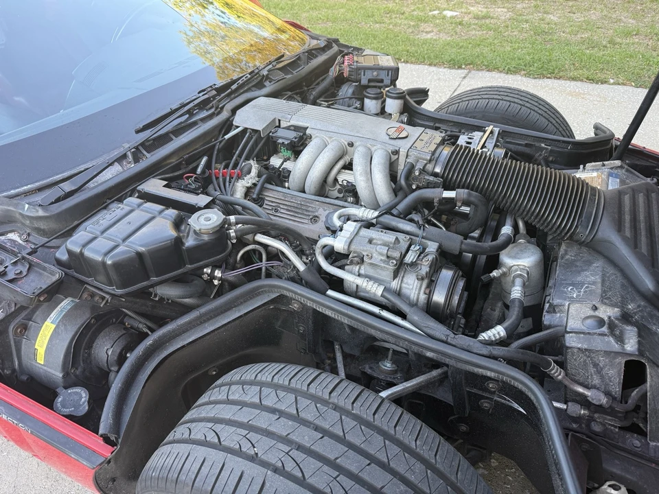 1990 Chevrolet Corvette C4 - Image 16 of 18