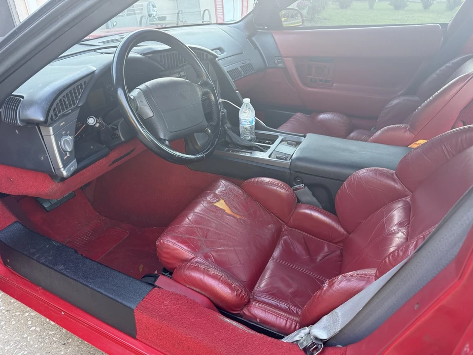 1990 Chevrolet Corvette C4 - Image 13 of 18