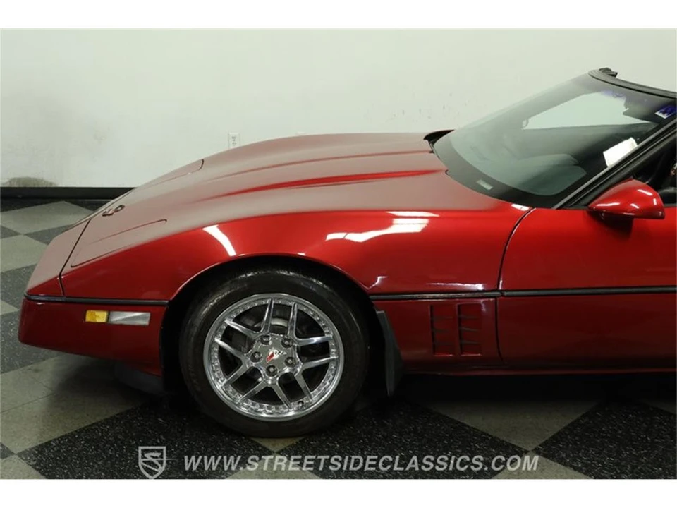1990 Chevrolet Corvette C4 - Image 23 of 31