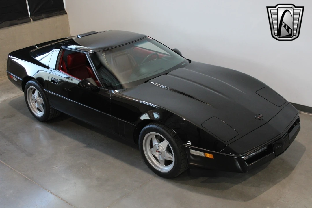 1990 Chevrolet Corvette C4 - Image 9 of 12