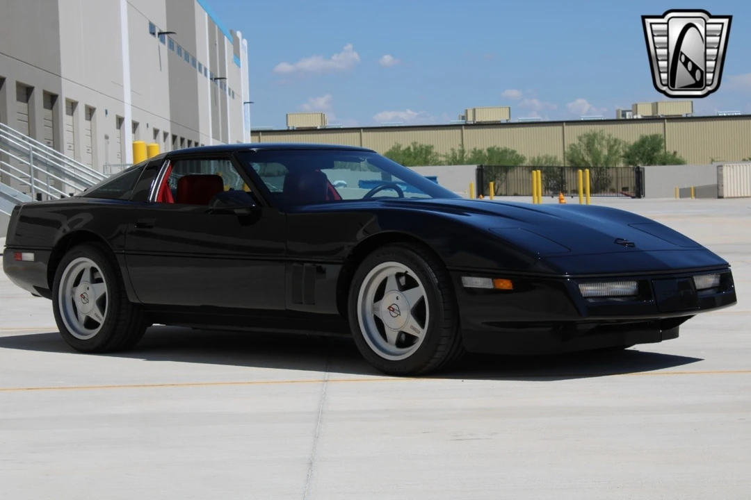 1990 Chevrolet Corvette C4 - Image 7 of 12