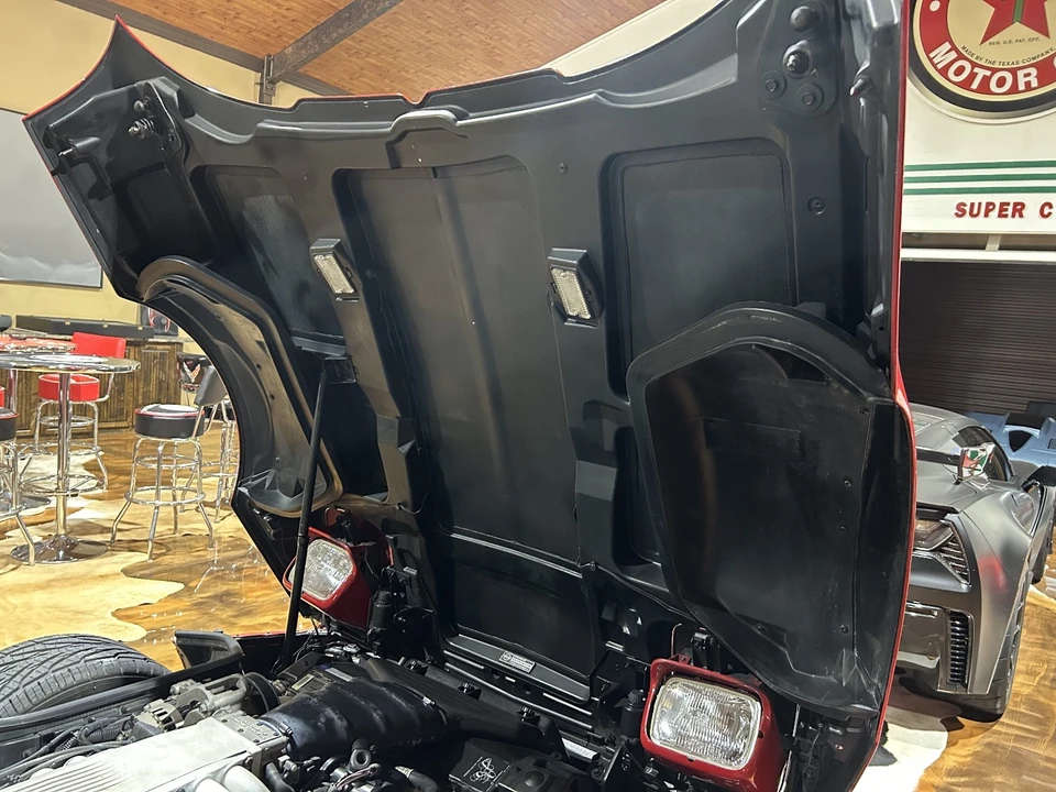 1990 Chevrolet Corvette C4 - Image 27 of 28
