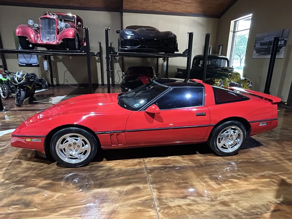 1990 Chevrolet Corvette C4 - Image 11 of 28