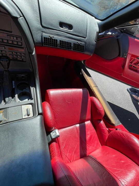 1990 Chevrolet Corvette C4 - Image 15 of 21