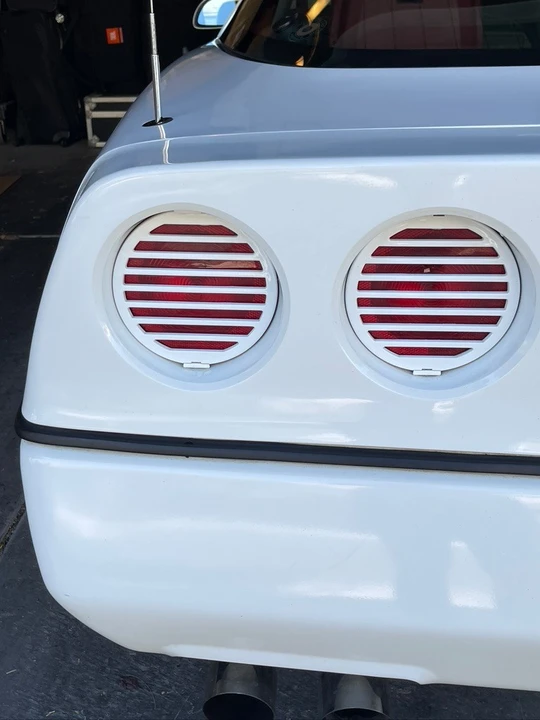 1990 Chevrolet Corvette C4 - Image 2 of 21