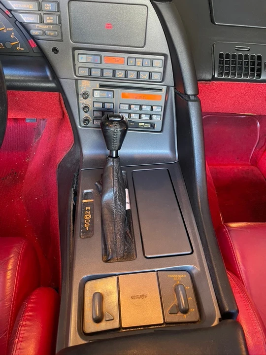 1990 Chevrolet Corvette C4 - Image 6 of 21