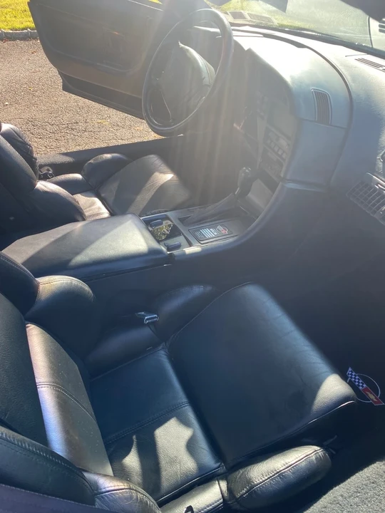 1990 Chevrolet Corvette C4 - Image 11 of 20