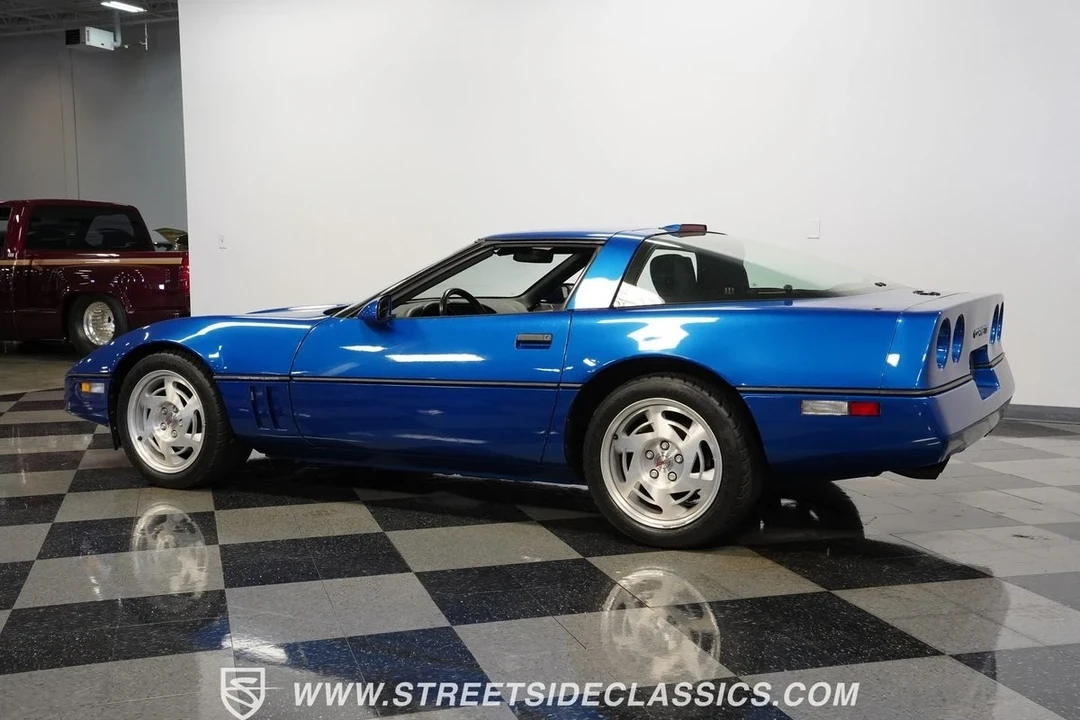 1990 Chevrolet Corvette C4 - Image 9 of 12