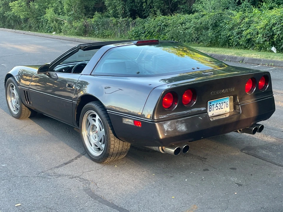 1990 Chevrolet Corvette C4 - Image 27 of 31