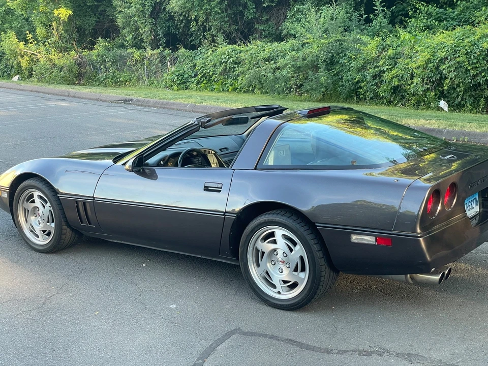 1990 Chevrolet Corvette C4 - Image 7 of 31