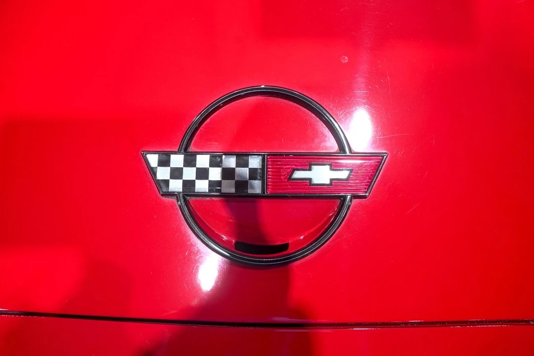 1990 Chevrolet Corvette - Image 28 of 31