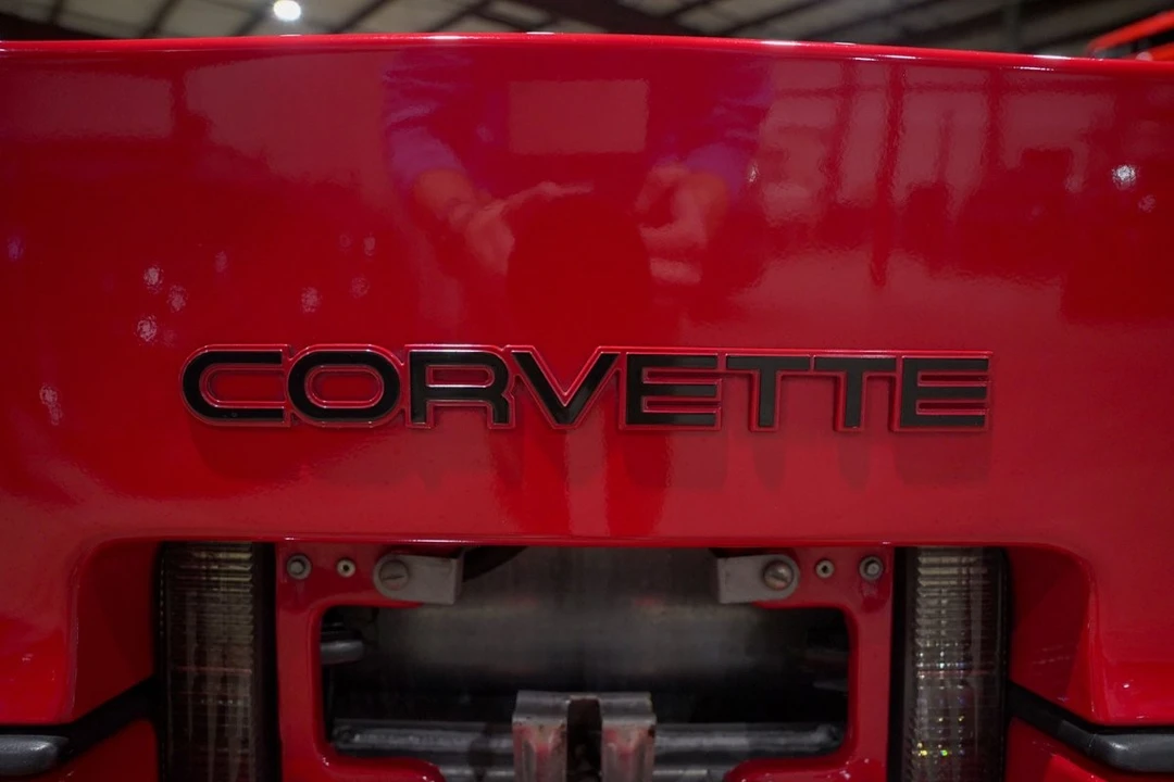 1990 Chevrolet Corvette - Image 29 of 31