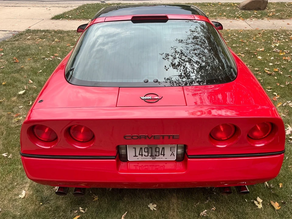 1990 Chevrolet Corvette C4 - Image 10 of 21