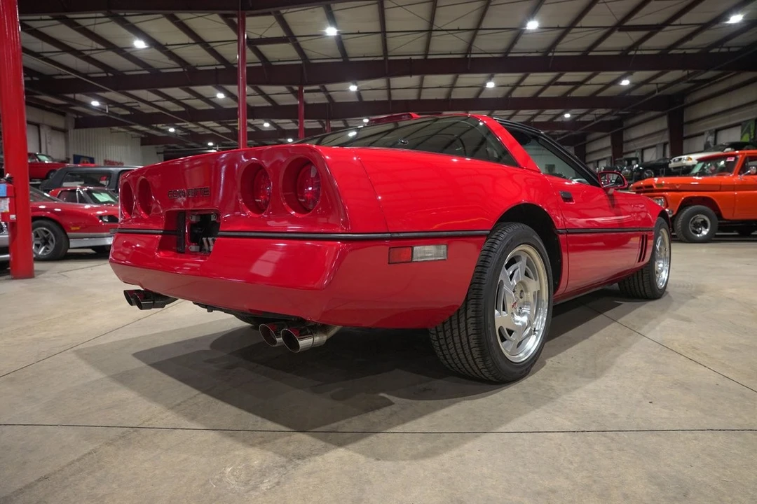 1990 Chevrolet Corvette C4 - Image 8 of 12