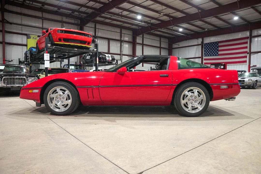 1990 Chevrolet Corvette C4 - Image 4 of 12