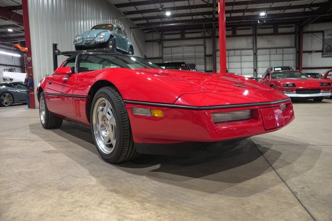 1990 Chevrolet Corvette - Image 12 of 31
